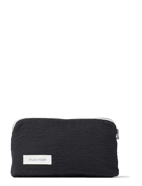 Celia Mini Toiletry Bag - Seersucker STUDIO FEDER Black