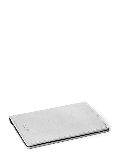 Day Passport Cover DAY ET Silver
