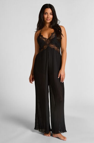 Se Hunkemöller Zaphira jumpsuit sort ved Hunkemøller