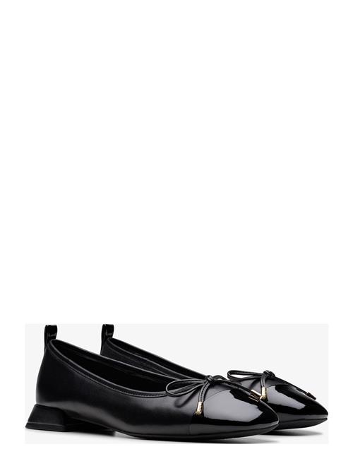 Ubree15 Poppy D Clarks Black