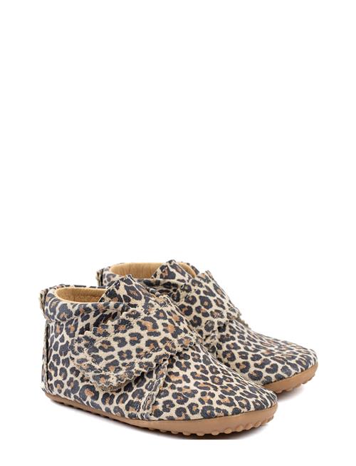 Beginners™ Velcro Scallops Pom Pom Black