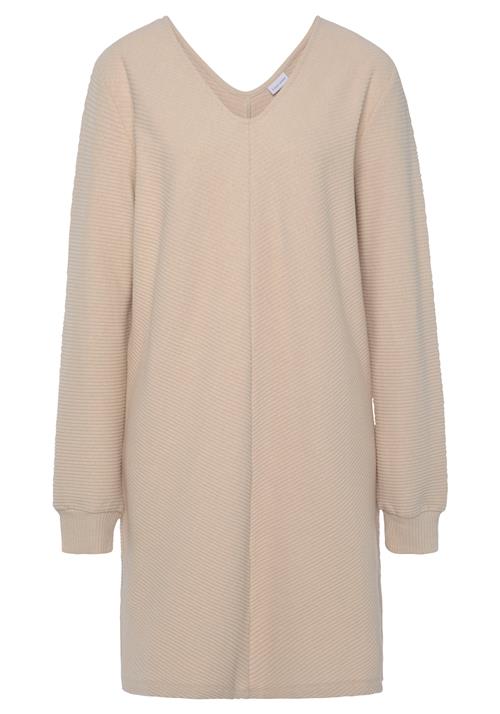 Se s.Oliver Kjole  creme ved About You