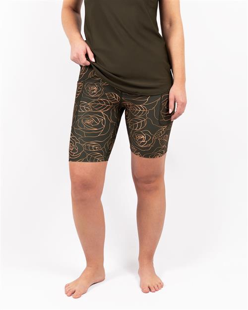Signature Stelora Shorts