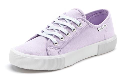 Se LASCANA Sneaker low  lyselilla hos About You
