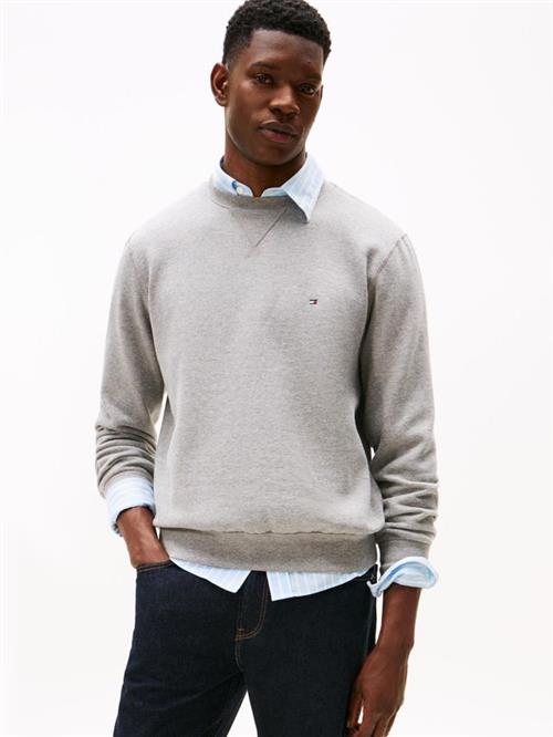 ESSENTIAL FLEECE CREWNECK