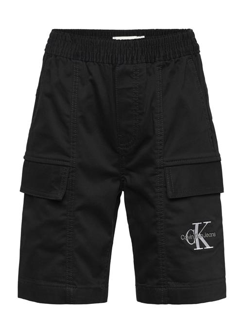 Calvin Klein | Essential Woven Shorts | 170