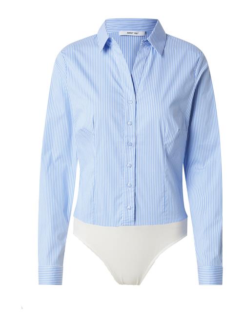 ABOUT YOU Blusebody 'Linda'  lyseblå