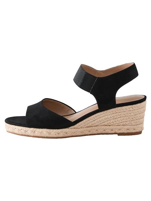 Se Next Sandaler  sort hos About You