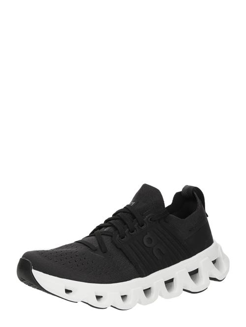 On Løbesko 'Cloudswift 4'  sort