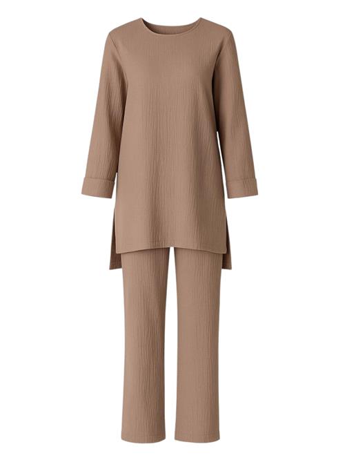 WENOR Hjemmedragt 'Ayda Modest'  camel