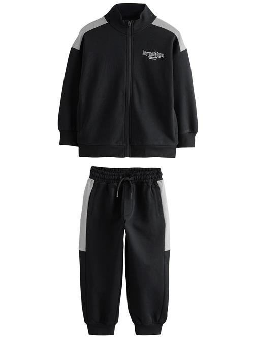 Next Joggingdragt  lysegrå / sort / hvid