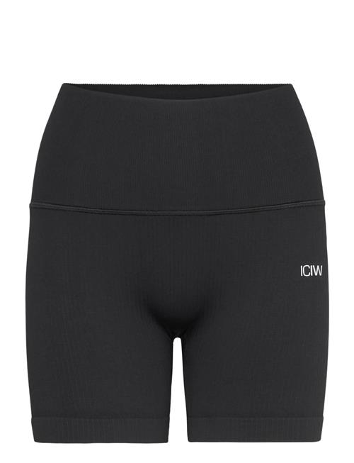ICANIWILL | Ribbed Define Seamless Pocket Shorts | S