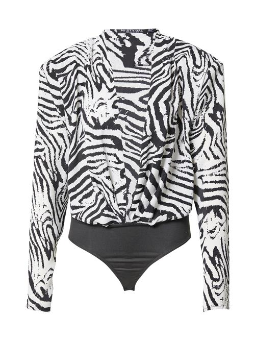 Se Nasty Gal Blusebody  sort / hvid hos About You