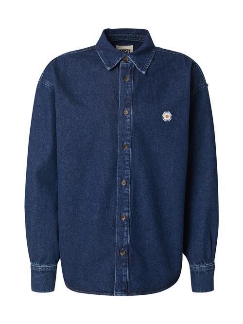 Se ABOJ ADEJ Skjorte 'Meklit'  blå hos About You