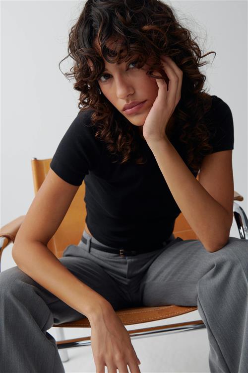 Gina Tricot - Basic tight top - Toppe - Sort - S - Dame