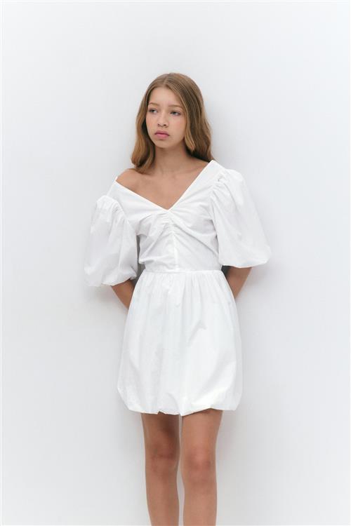 Gina Tricot - Y puff sleeve dress - kjoler - Hvid - 170 - Pige