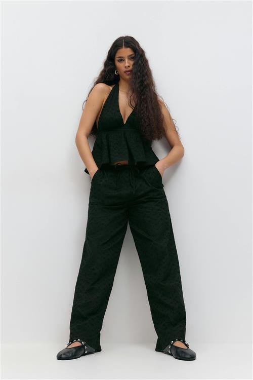 Gina Tricot - Broderie anglaise trousers - Lige bukser - Sort - M - Dame