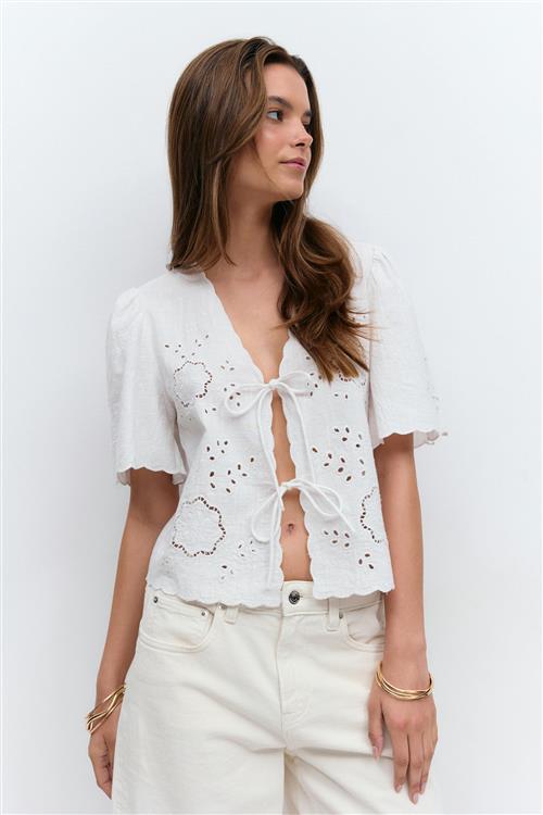 Gina Tricot - Scallop edge blouse - Bluser - Hvid - L - Dame