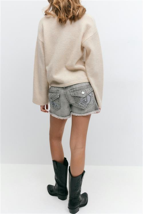 Gina Tricot - Y chunky embroidery shorts - Shorts til piger 9–14 år - Grå - 152 - Pige