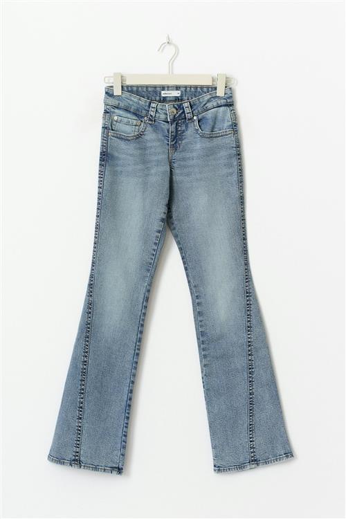 Gina Tricot - Y2k twisted petite boot jeans - Flare & bootcut jeans - Blå - 36 - Dame
