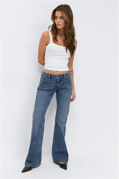 Gina Tricot - Low flare jeans - Low waist jeans - Blå - 44 - Dame