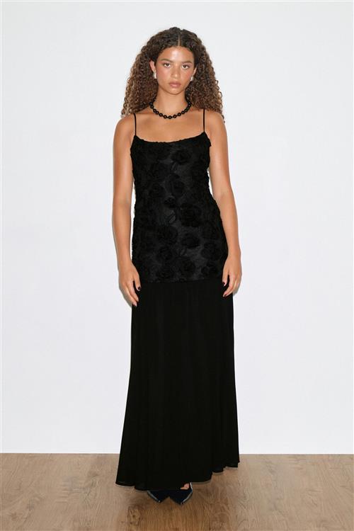 Gina Tricot - Embroidery dropped waist dress - Lange kjoler - Sort - 42 - Dame