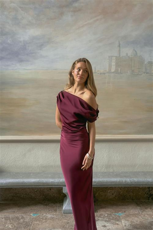 Gina Tricot - Draped satin maxi dress - Lange kjoler - Rød - 34 - Dame