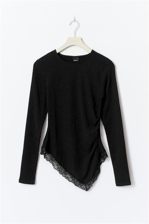 Gina Tricot - Asymmetric lace detail top - asymmetriske toppe - Sort - S - Dame