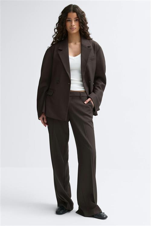 Gina Tricot - Low waist trousers - Habitbukser - Brun - 40 - Dame