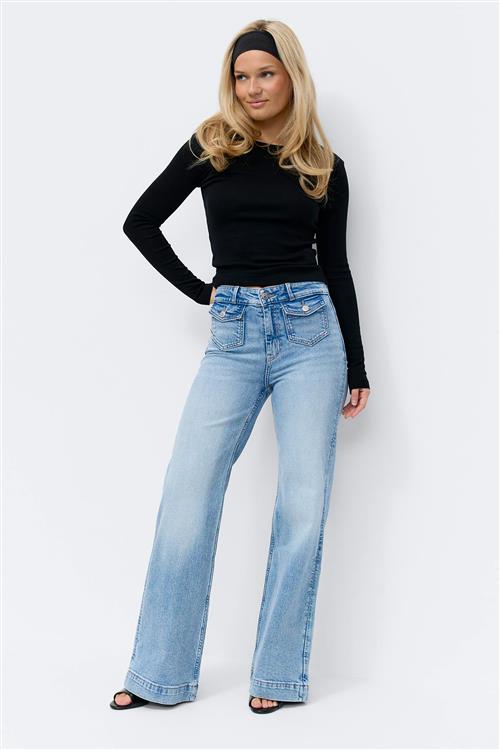 Gina Tricot - Front pocket flare jeans - Flare & bootcut jeans - Blå - 40 - Dame