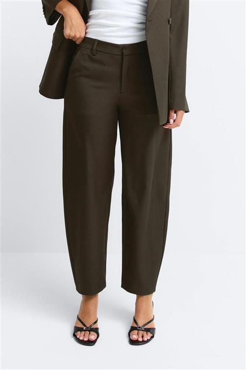 Gina Tricot - Mid waist barrel trousers - Bukser - Brun - 34 - Dame