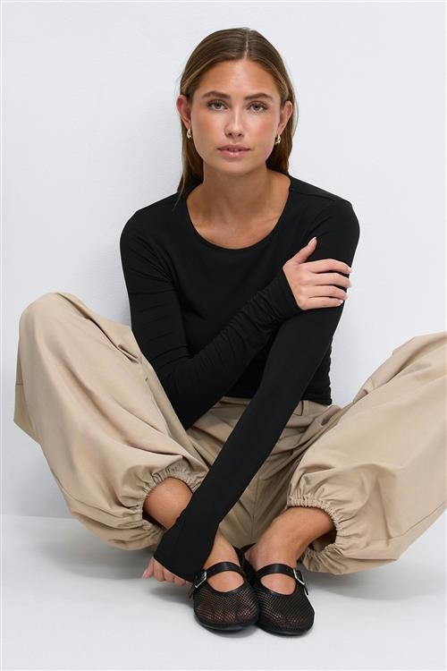 Gina Tricot - Slim fit long sleeve top - Langærmede toppe - Sort - XXS - Dame