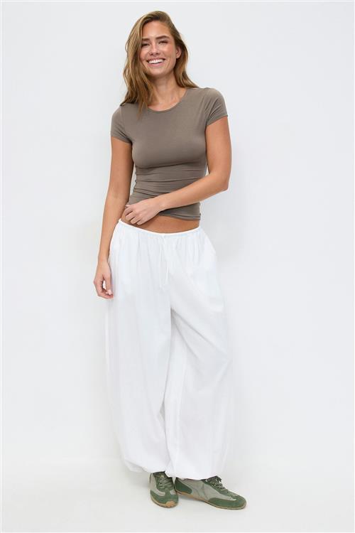 Gina Tricot - Slim fit top - t-shirts - Beige - XXS - Dame