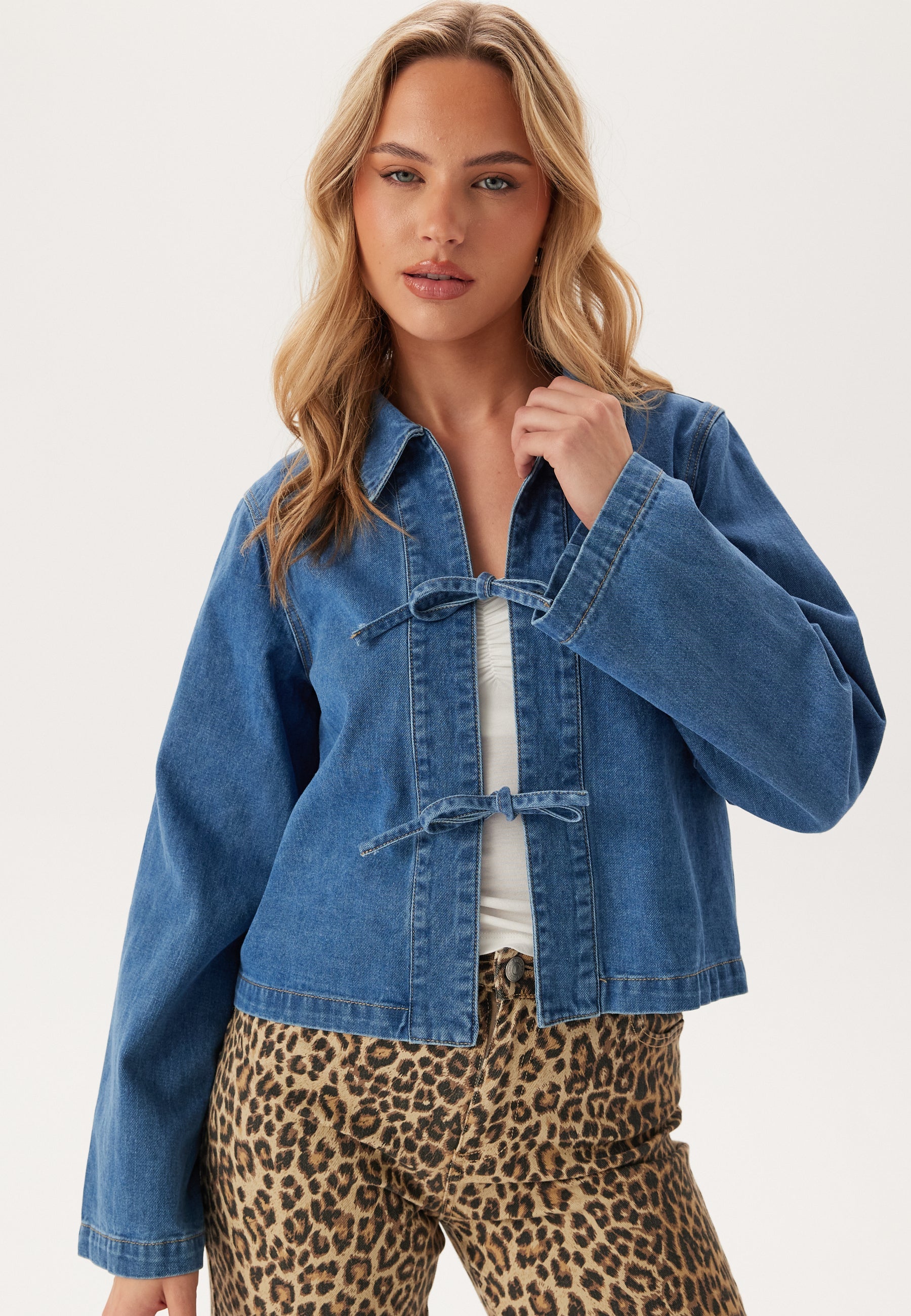ONLY Onlthora Ls Bow Shirt Dnm