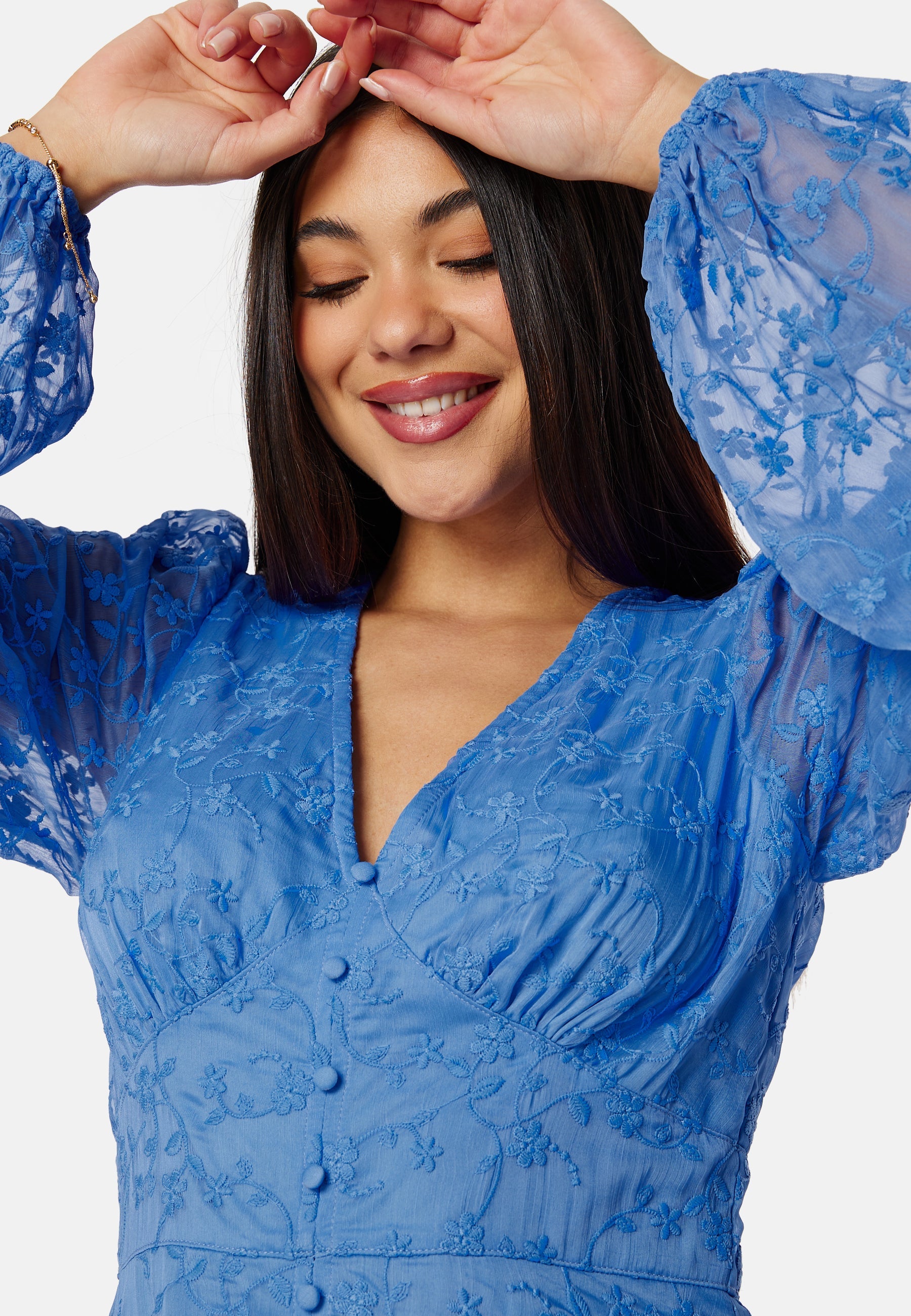 Bubbleroom Occasion Embroidered Midi Dress