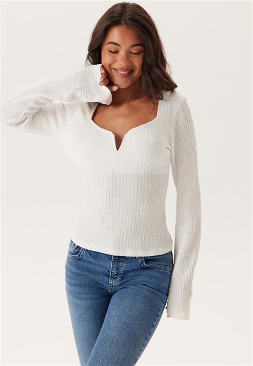 BUBBLEROOM Structured V-Neck Top