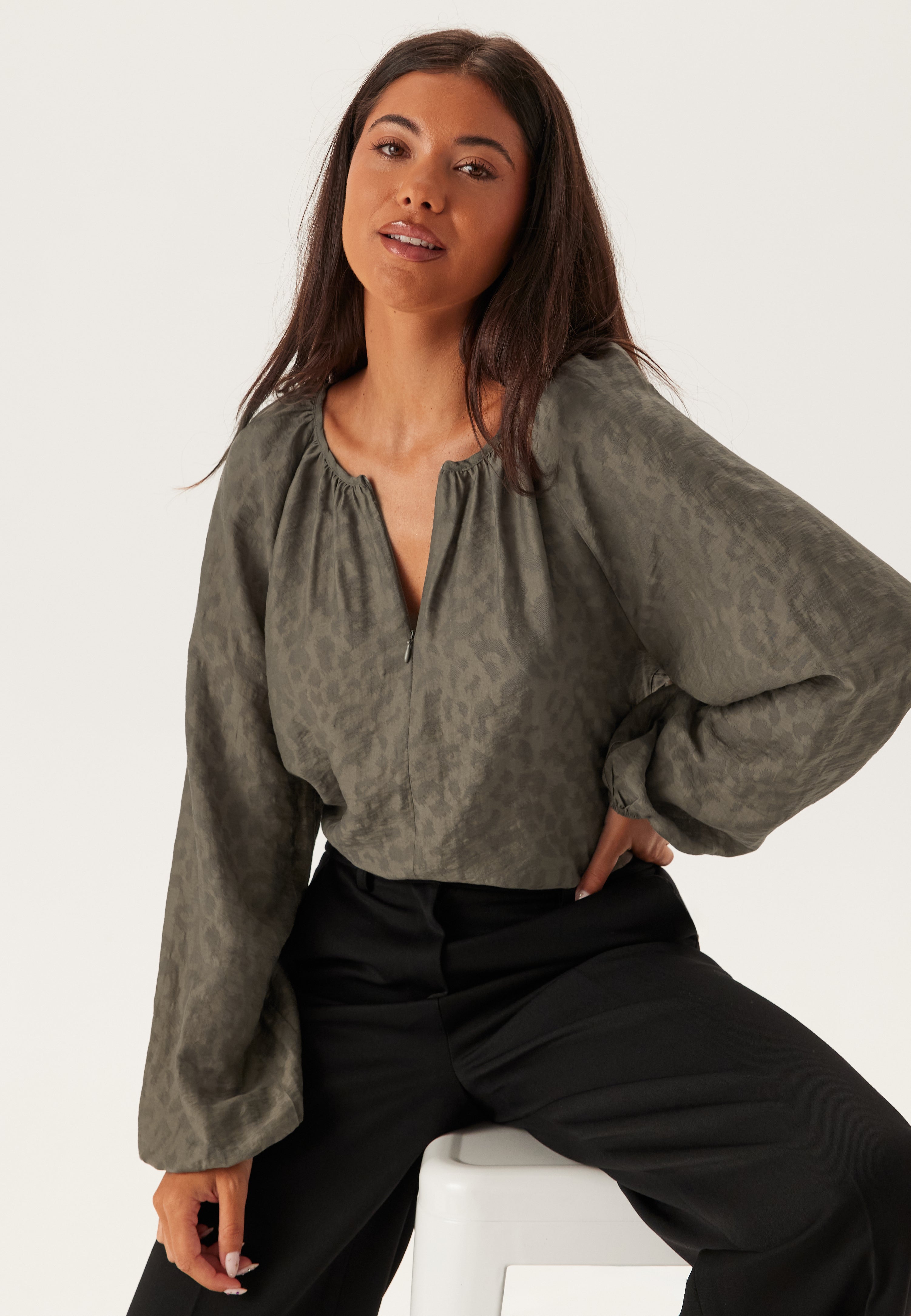 Object Collectors Item Objtrue L/S LO BLOUSE