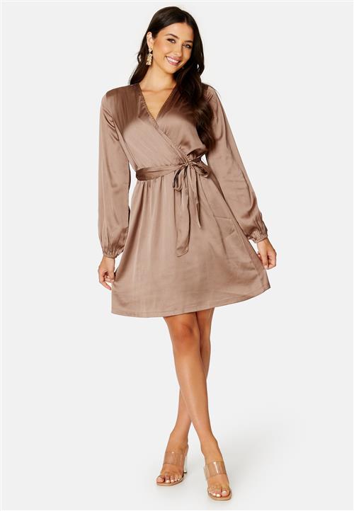 BUBBLEROOM Gisele Satin Dress