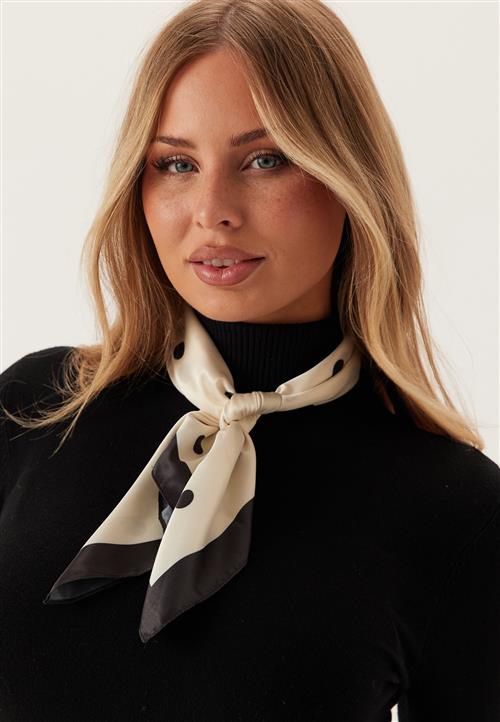 Pieces Pcdonnie Square Scarf