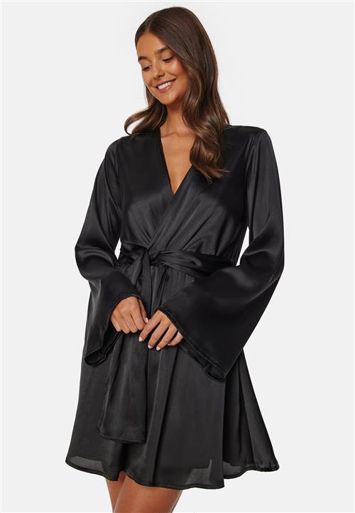 BUBBLEROOM Nichelle Knot front Dress