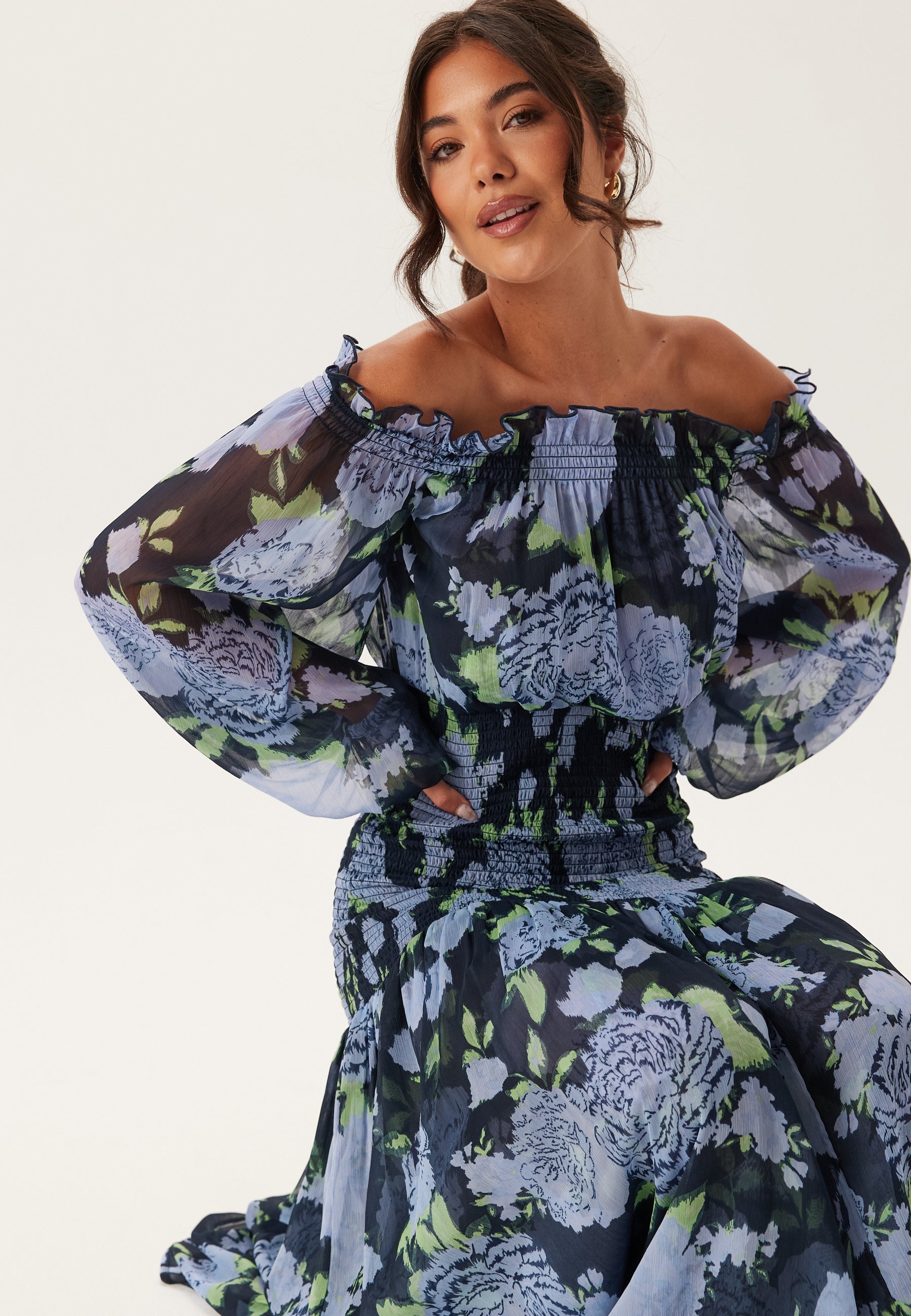 Bubbleroom Occasion Smock Off Shoulder Maxi Dress