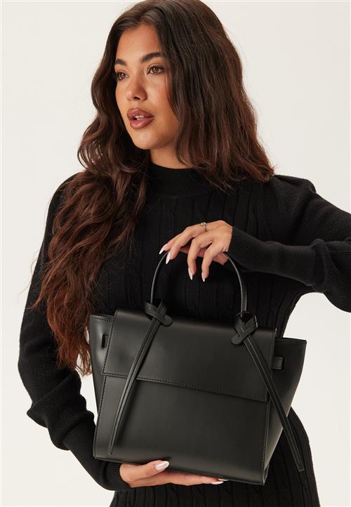 Latalia Arezzo Leather Handbag