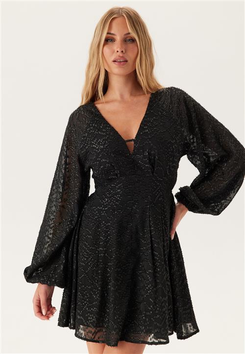 Bubbleroom Occasion 3D Lurex Raglan Sleeve Short Dress