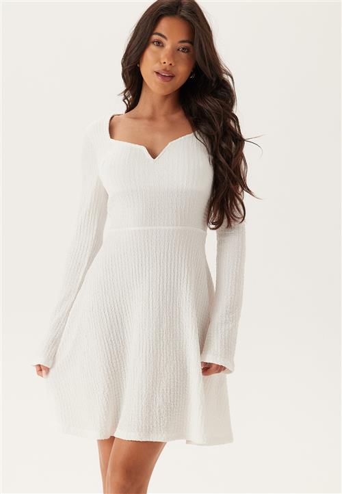 BUBBLEROOM Structured V-neck Skater Dress