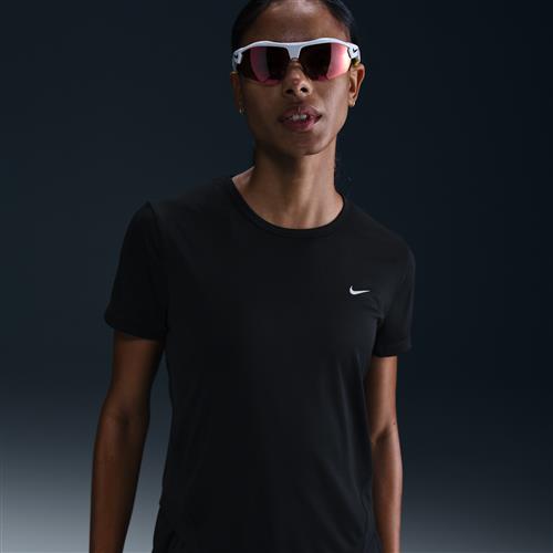 Kortærmet Nike Tempo Dri-FIT-løbetop til kvinder - sort