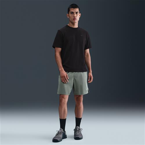 Alsidige Nike Totality-Dri-FIT-shorts (18 cm) uden for til mænd - grå