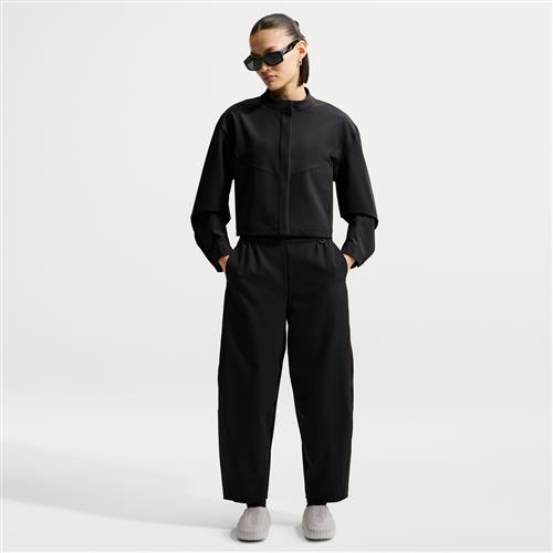 Løstsiddende Nike 24.7 PerfectStretch Dri-FIT Barrel-Leg-bukser med høj talje til kvinder - sort