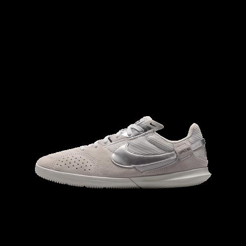 Nike Jr. Streetgato-fodboldstøvler (low-top) til små/større børn - grå