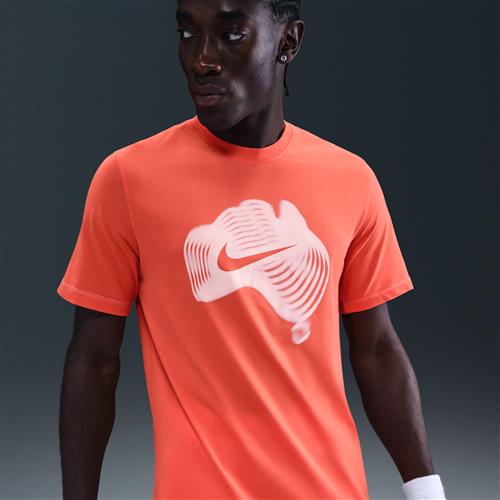 NikeCourt Dri-FIT tennis-T-shirt til mænd - Orange