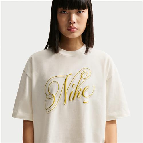 Oversized, kortærmet Nike -T-shirt til kvinder - hvid